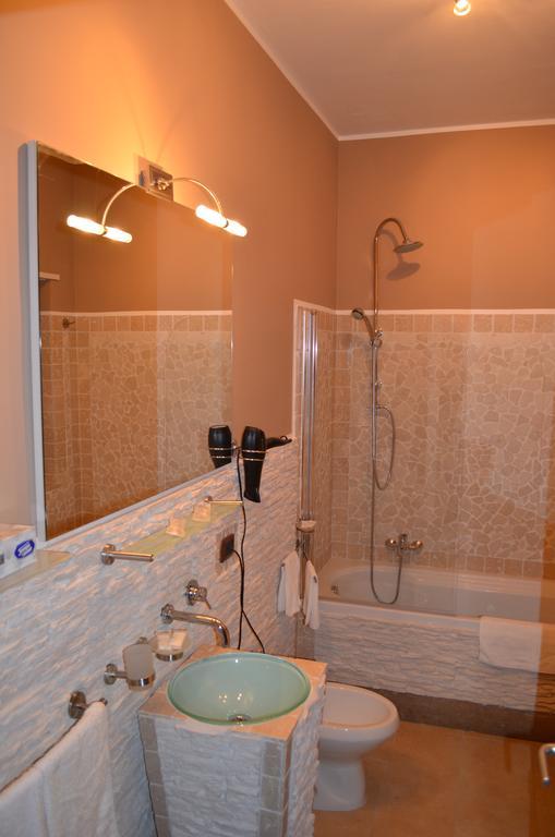 Bed and Breakfast Lambruschini 69 Fiumicino Exterior foto