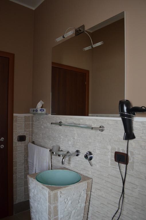 Bed and Breakfast Lambruschini 69 Fiumicino Exterior foto